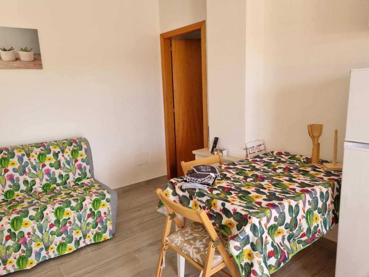 Le Case Di Pat - Palms Home Сан-Пьетро-ин-Беванья Экстерьер фото